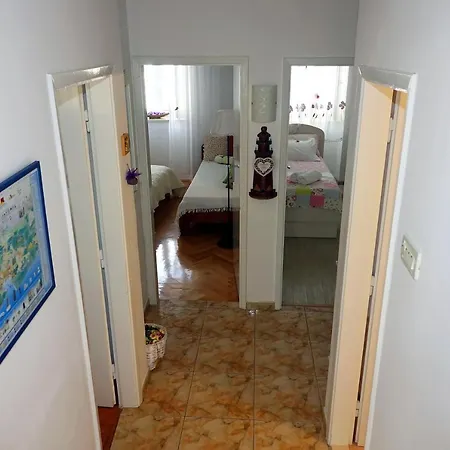 Two-bedroom In The Centre Apartmán Makarská