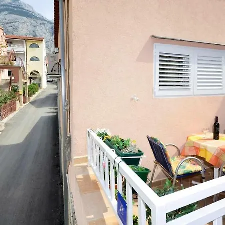Two-bedroom In The Centre Apartmán *