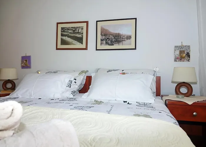 Two-bedroom In The Centre Apartman