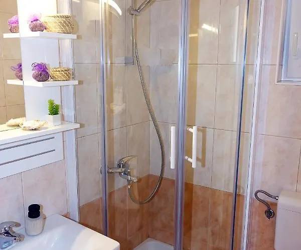 Lägenhet Two-bedroom In The Centre *