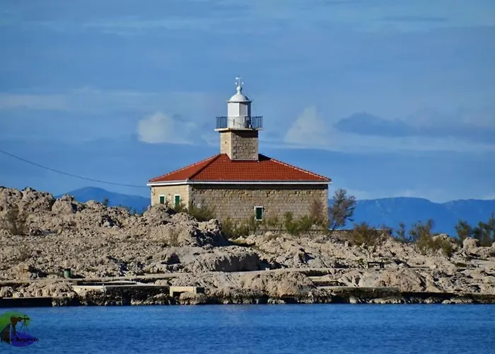 Two-bedroom In The Centre Lägenhet *