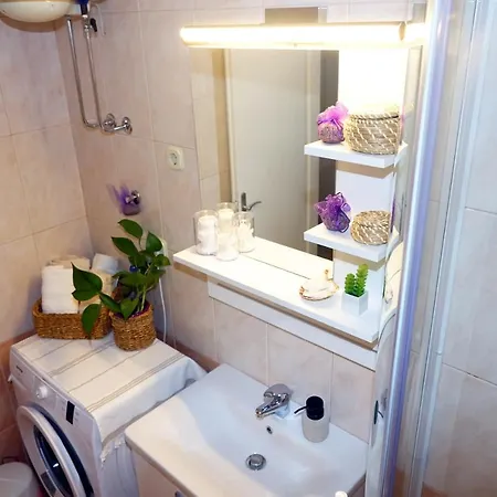 Two-bedroom In The Centre アパート マカルスカ