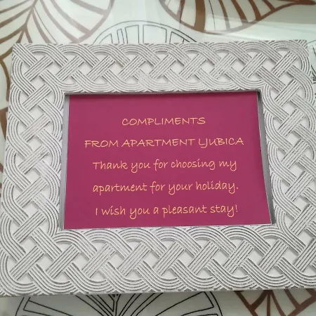 アパート Two-bedroom In The Centre *